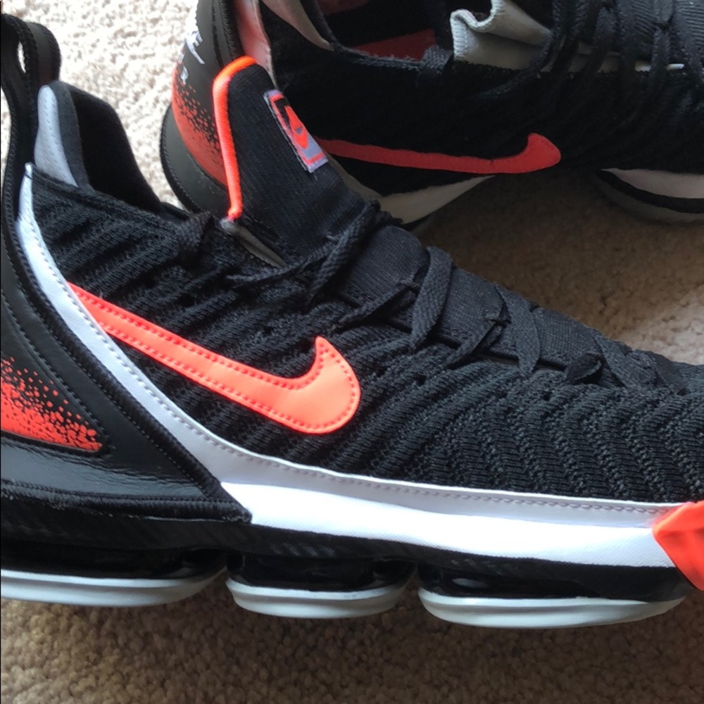 Nike LeBron 16 XVI Black Lava